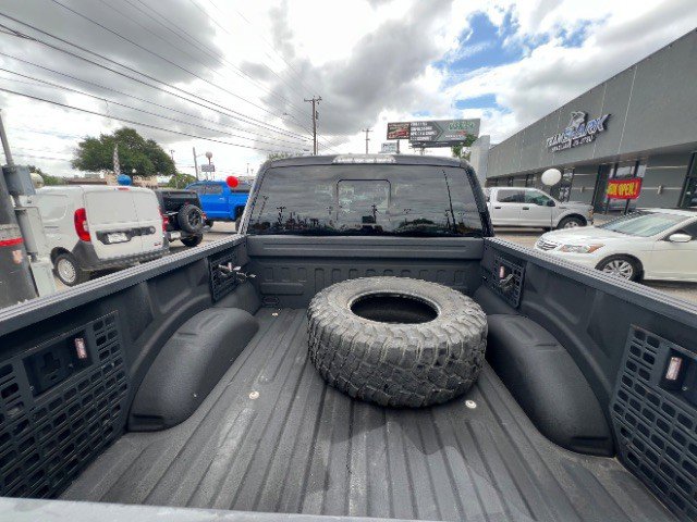 Used 2018 Ford F150 Raptor w/ Equipment Group 802A Luxury image 17