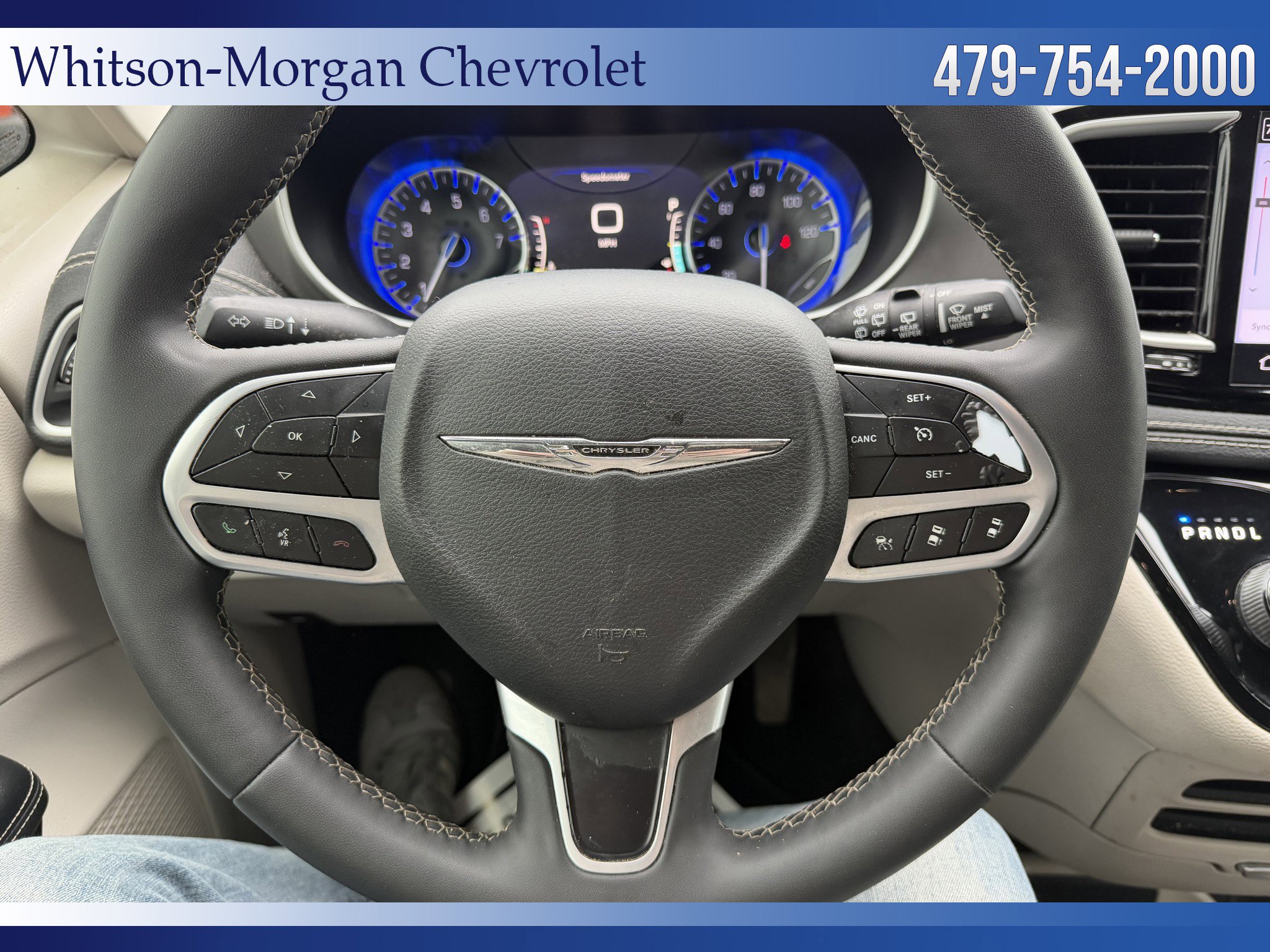 Used 2022 Chrysler Pacifica Touring-L image 15