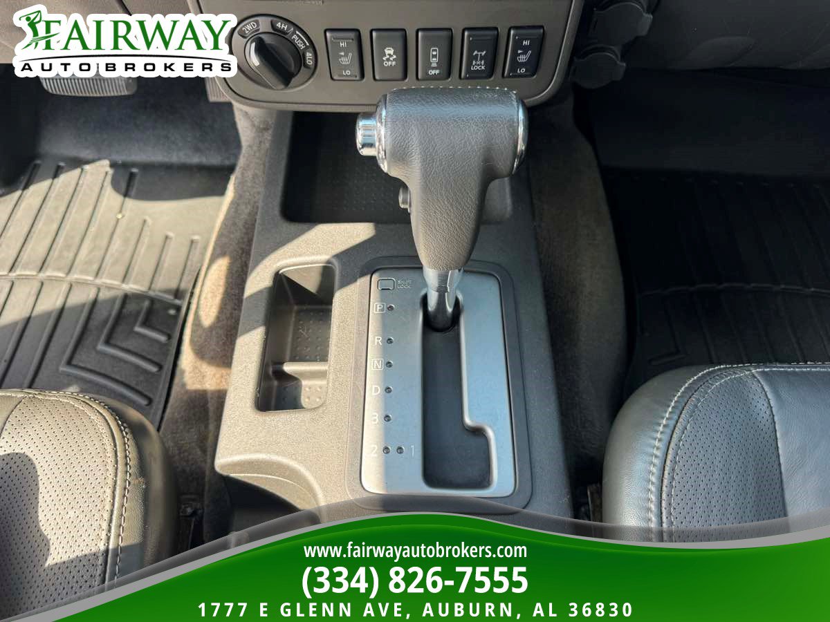 Used 2016 Nissan Frontier PRO-4X w/ Pro-4x Luxury Package AWD/4WD image 24