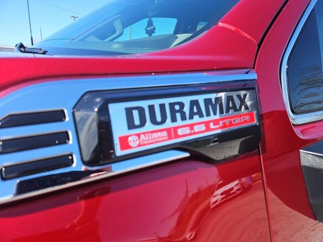 Used 2025 GMC Sierra 2500 SLT w/ SLT Premium Package image 11