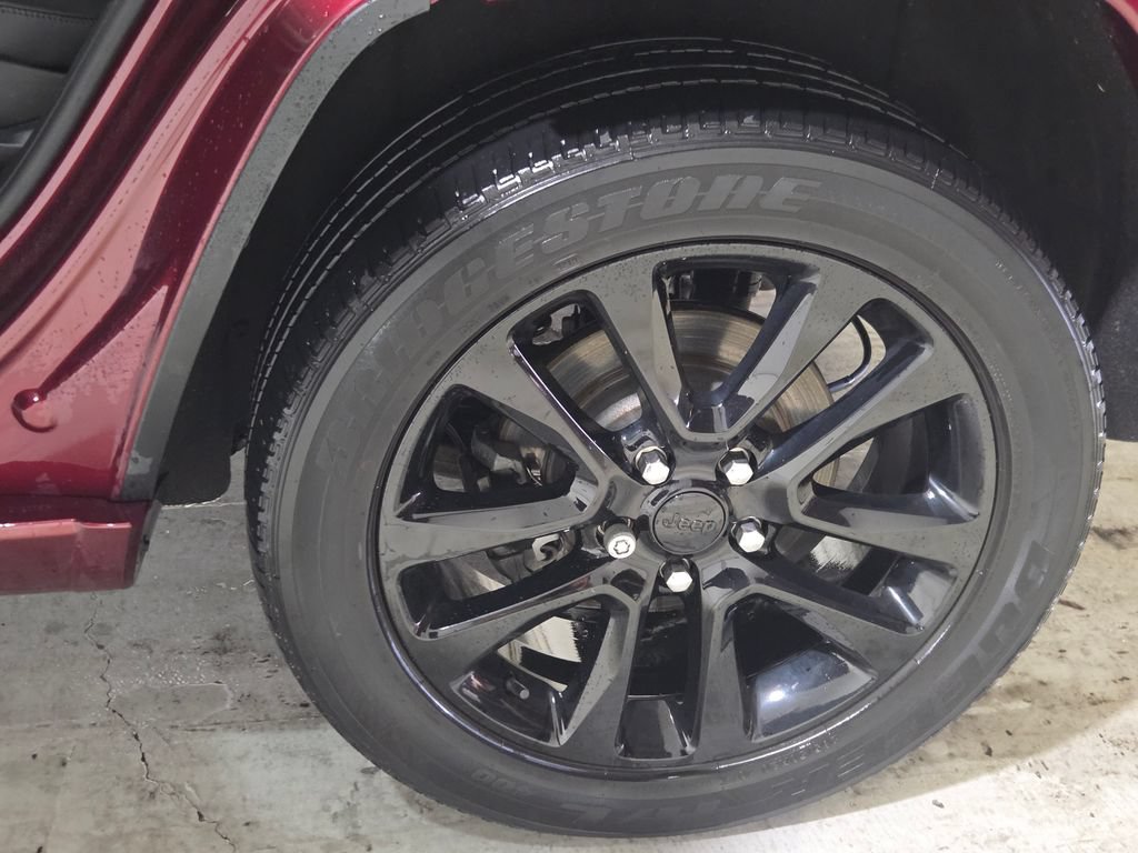 Certified 2020 Jeep Grand Cherokee Altitude AWD/4WD image 22