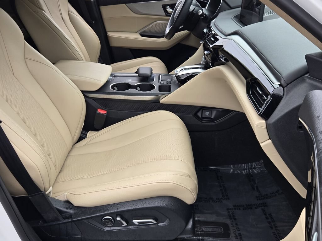 Used 2023 Acura MDX w/ Technology Package FWD image 18
