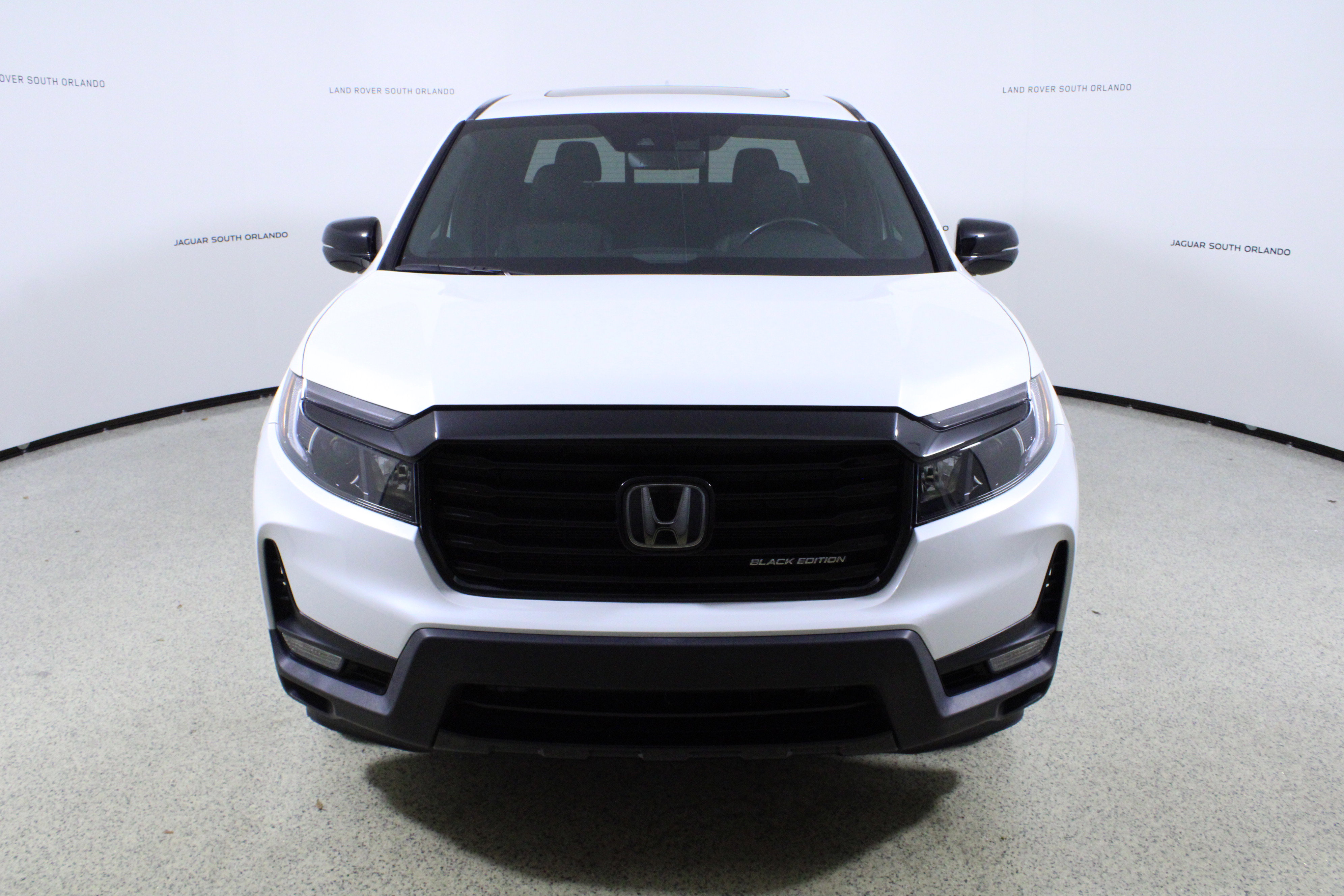 Used 2022 Honda Ridgeline Black Edition image 2