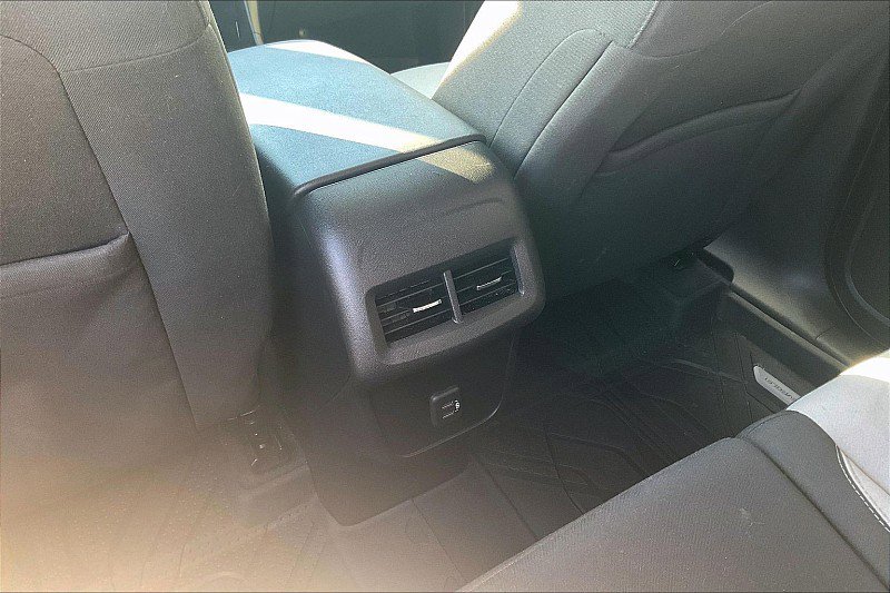 Used 2020 Chevrolet Equinox LT w/ LPO, Floor Liner Package AWD/4WD image 10