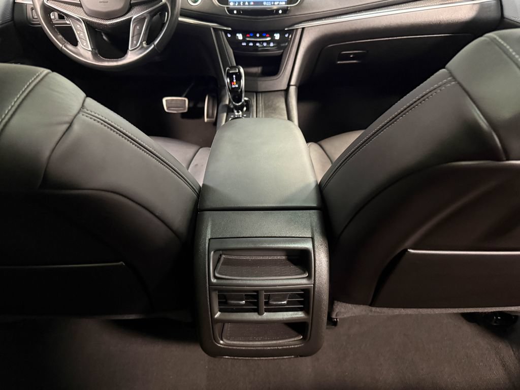 Used 2024 Cadillac XT5 Sportv AWD/4WD image 71