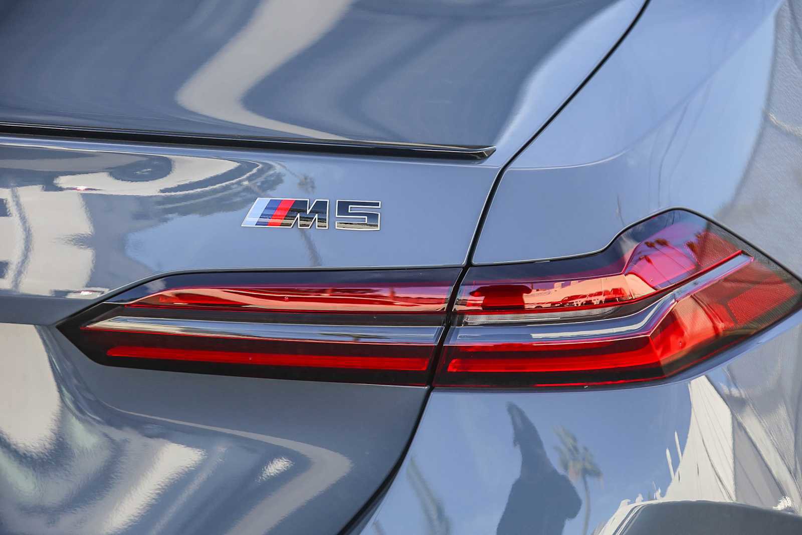 New 2026 BMW M5 w/ Executive Package image 7