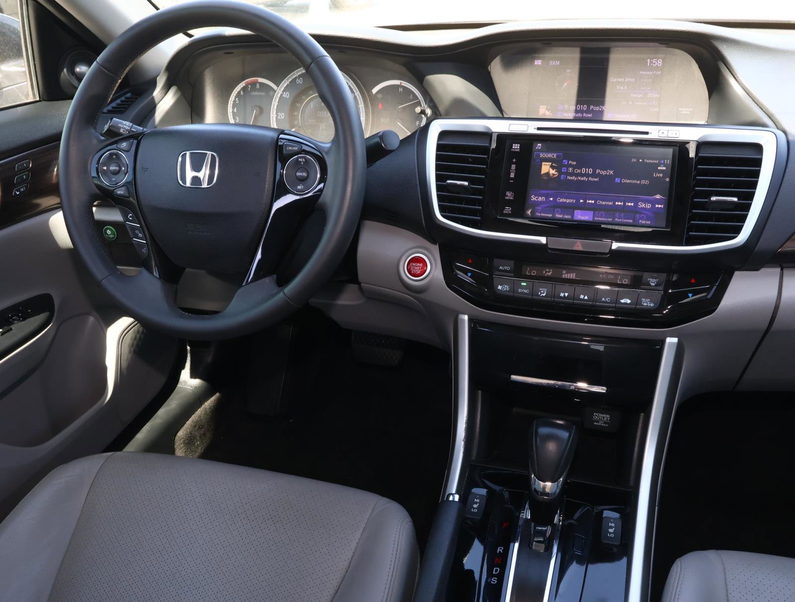 Used 2017 Honda Accord EX-L image 8