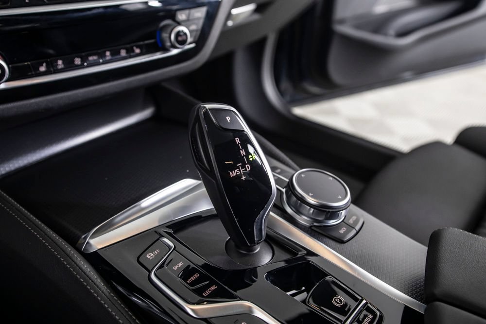 Used 2023 BMW 530e w/ M Sport Package RWD image 29