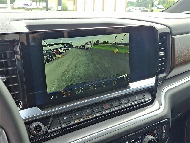 New 2026 Chevrolet Silverado 1500 High Country w/ Midnight Edition image 15