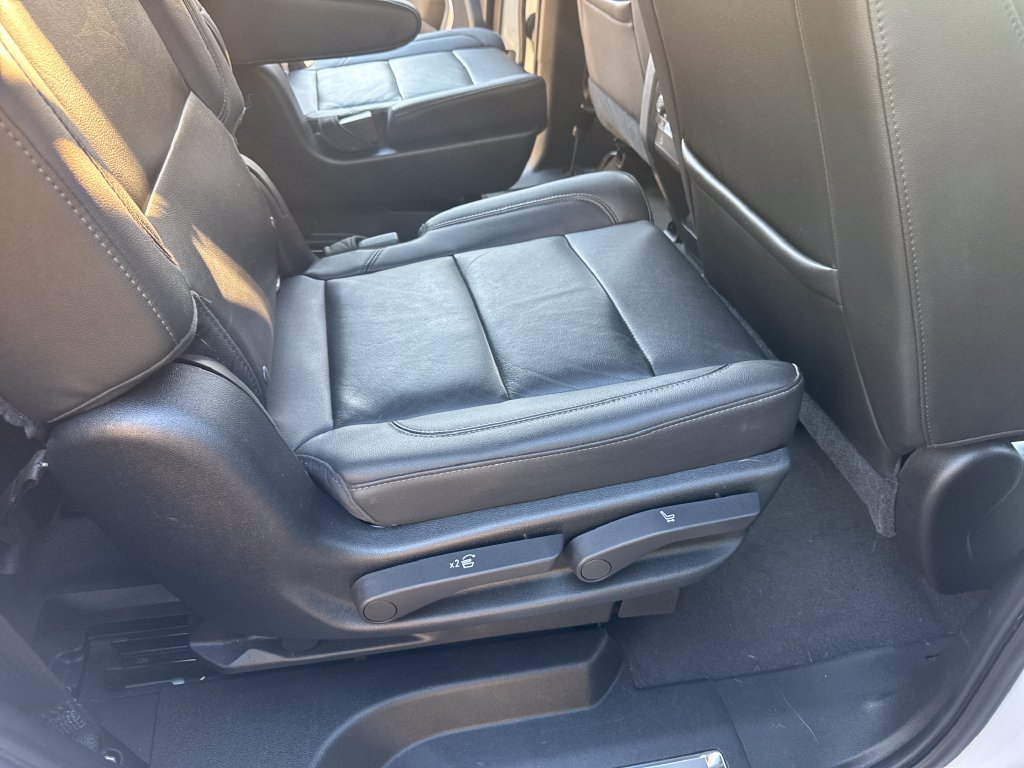 Used 2021 Chevrolet Tahoe Z71 w/ Z71 Signature Package AWD/4WD image 60