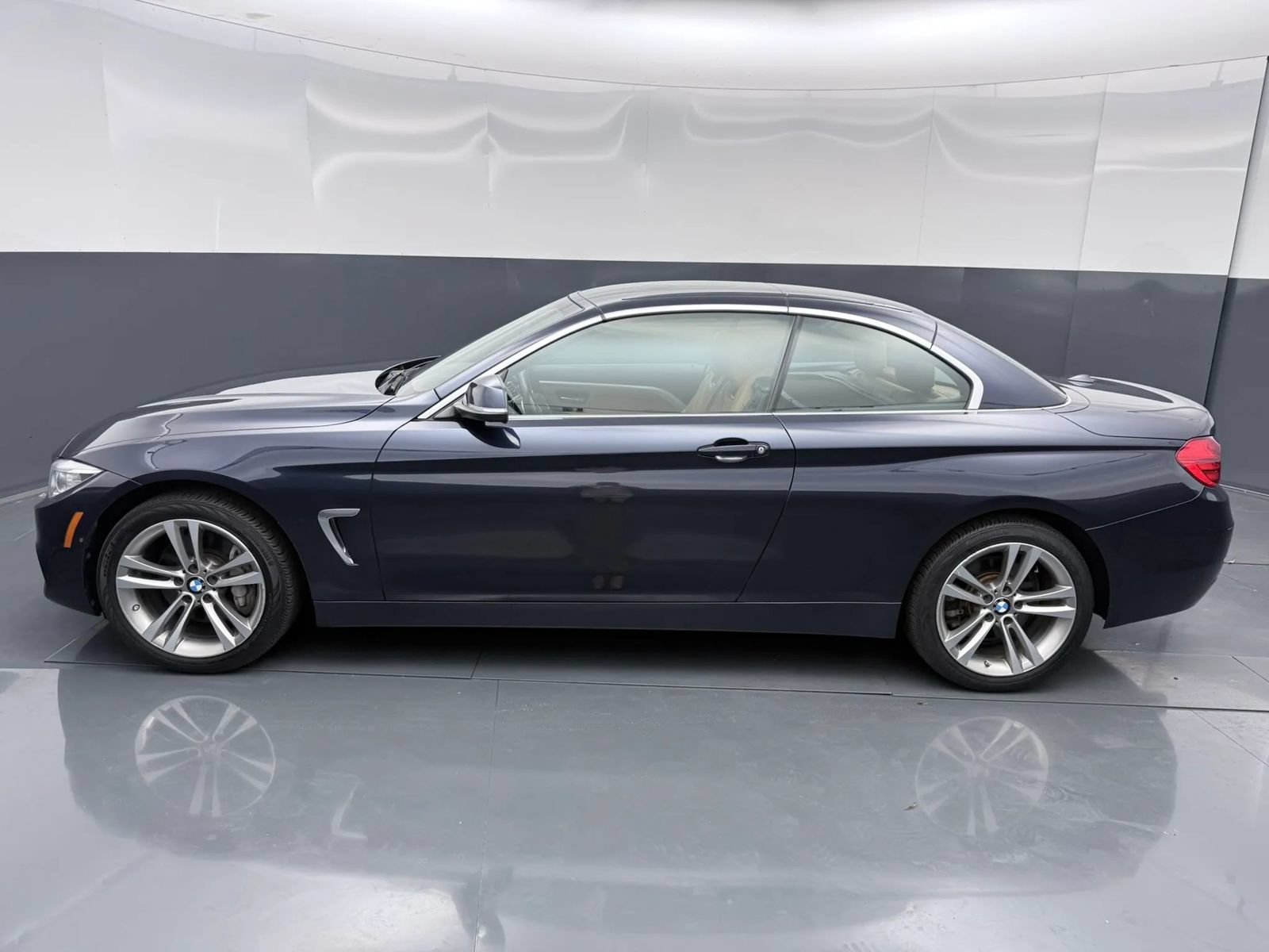 Used 2017 BMW 440i xDrive Convertible AWD/4WD image 4