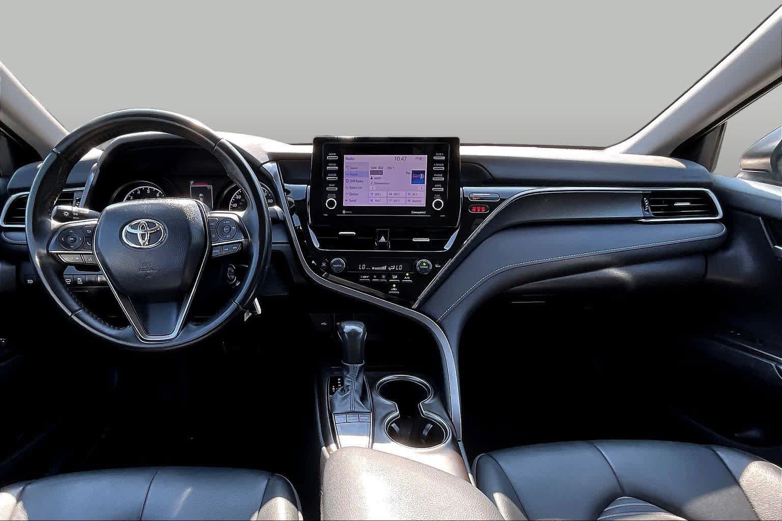 Used 2023 Toyota Camry SE FWD image 15