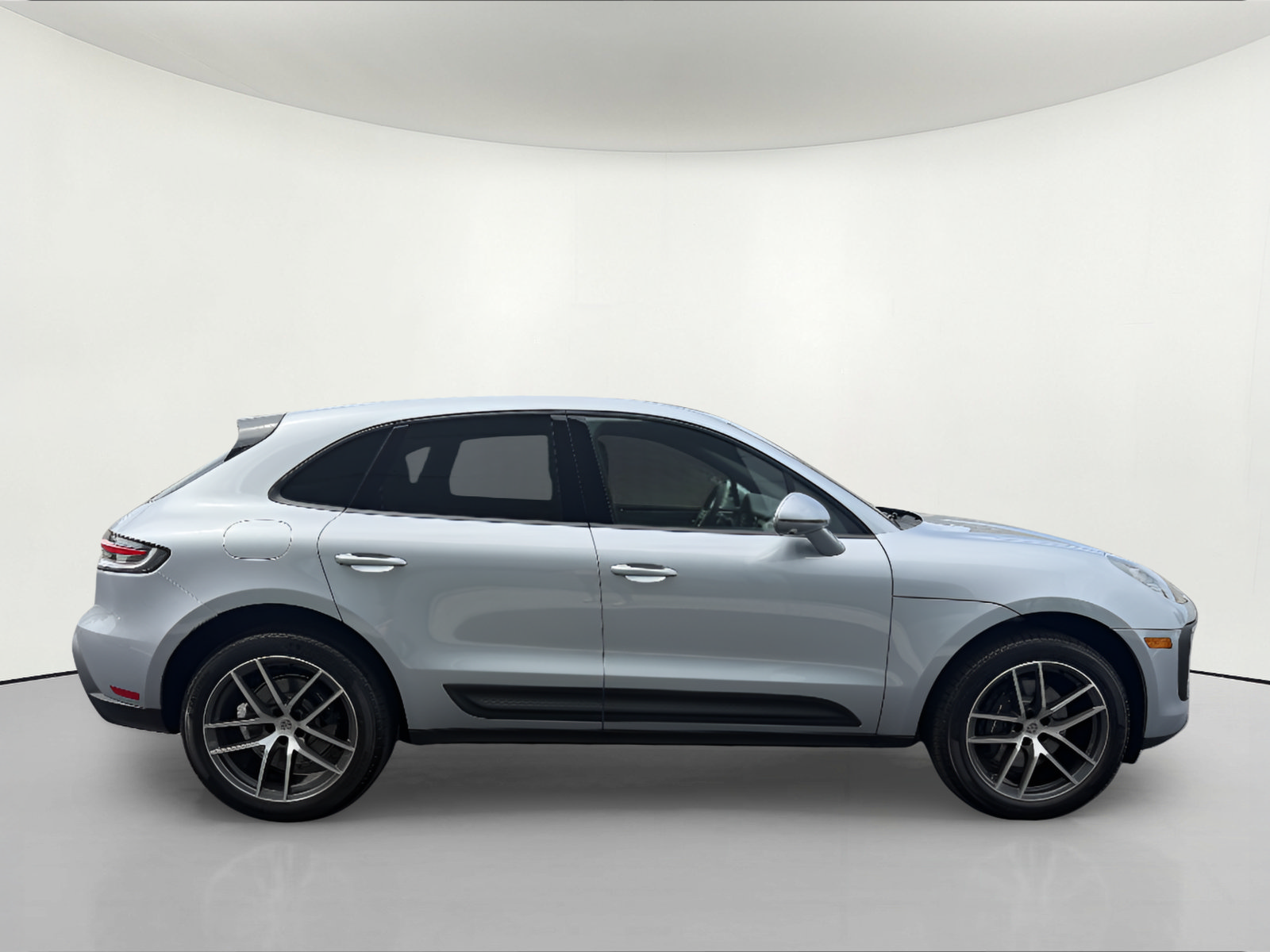 New 2026 Porsche Macan AWD/4WD image 7