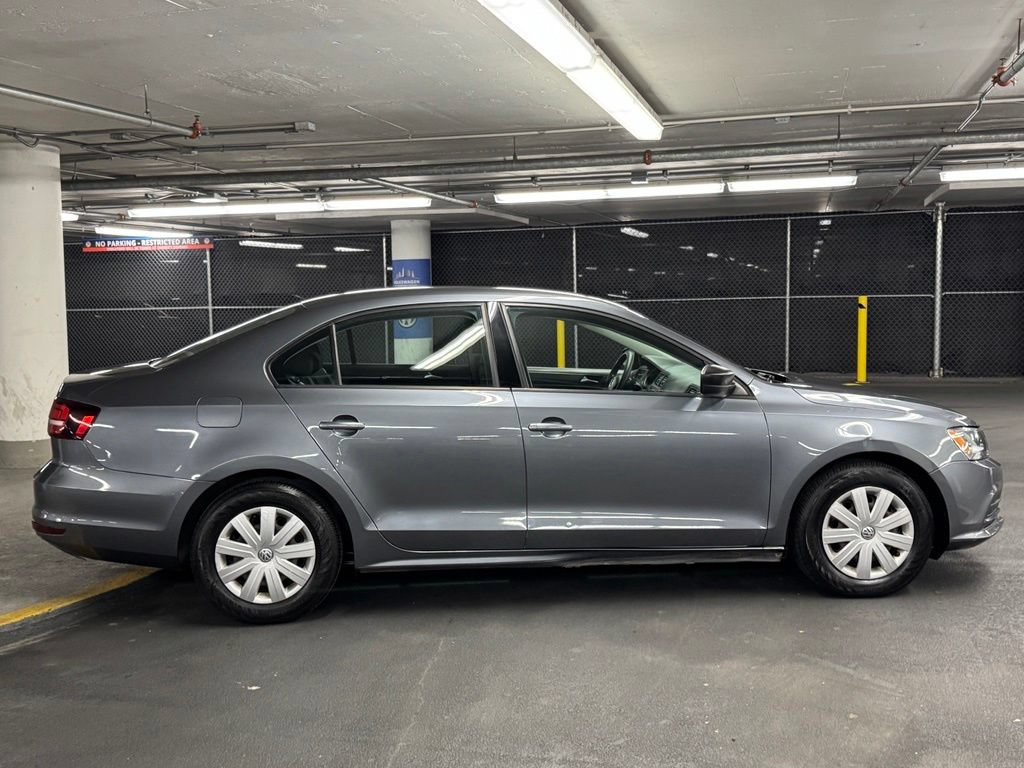 Used 2016 Volkswagen Jetta S FWD image 32
