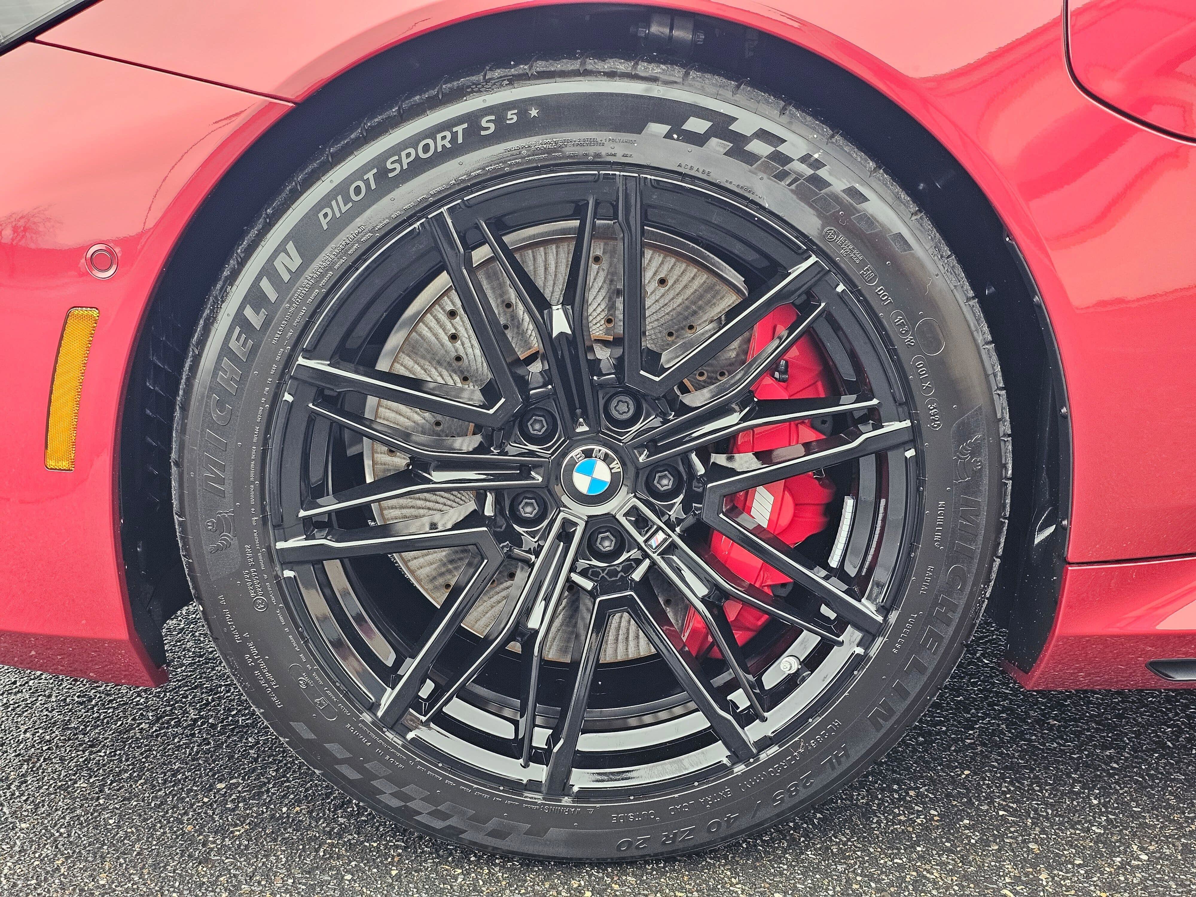 New 2026 BMW M5 w/ Carbon Package AWD/4WD image 8