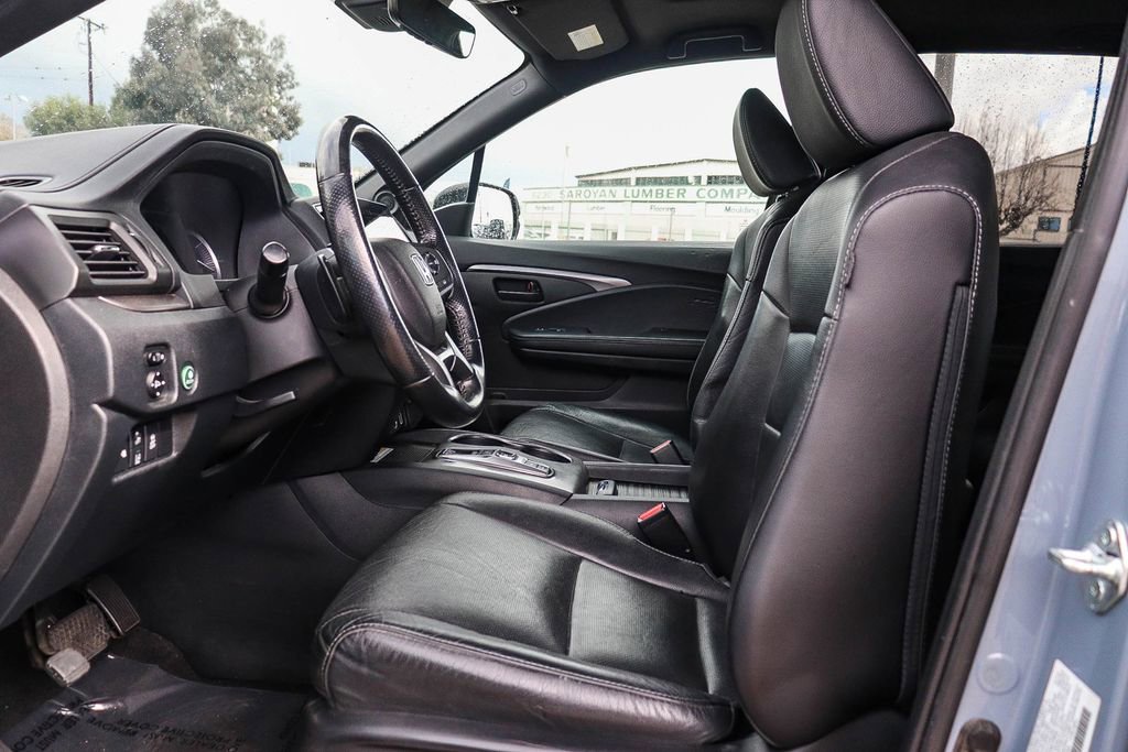Used 2023 Honda Passport EX-L image 16
