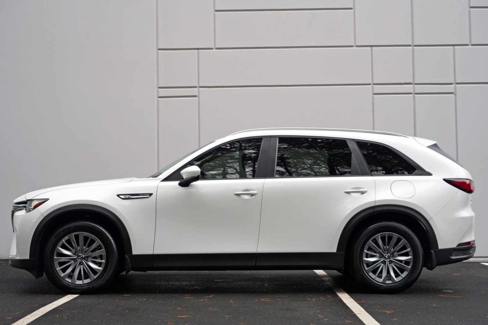 Used 2025 MAZDA CX-90 3.3 Turbo w/ Select Package AWD/4WD image 9
