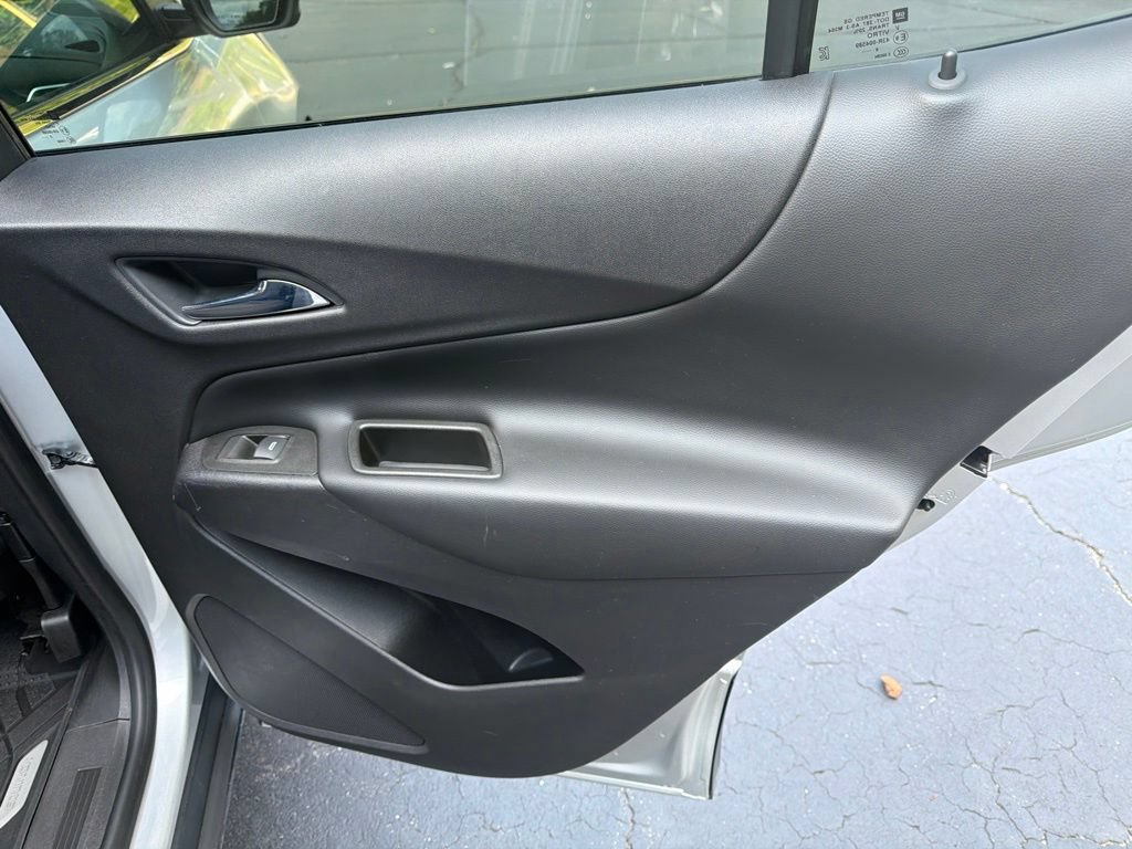 Used 2019 Chevrolet Equinox LT FWD image 13