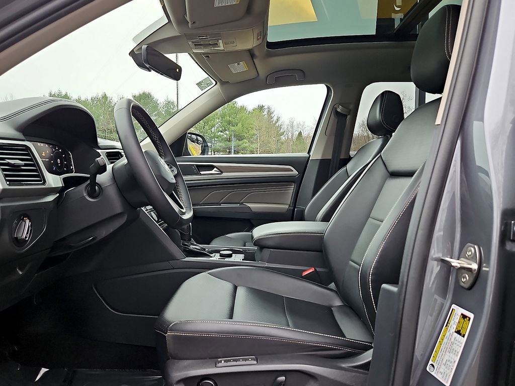 Certified 2022 Volkswagen Atlas SEL image 14