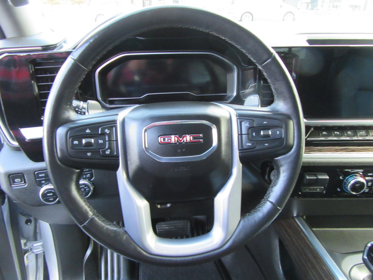 Used 2022 GMC Sierra 1500 Elevation image 35