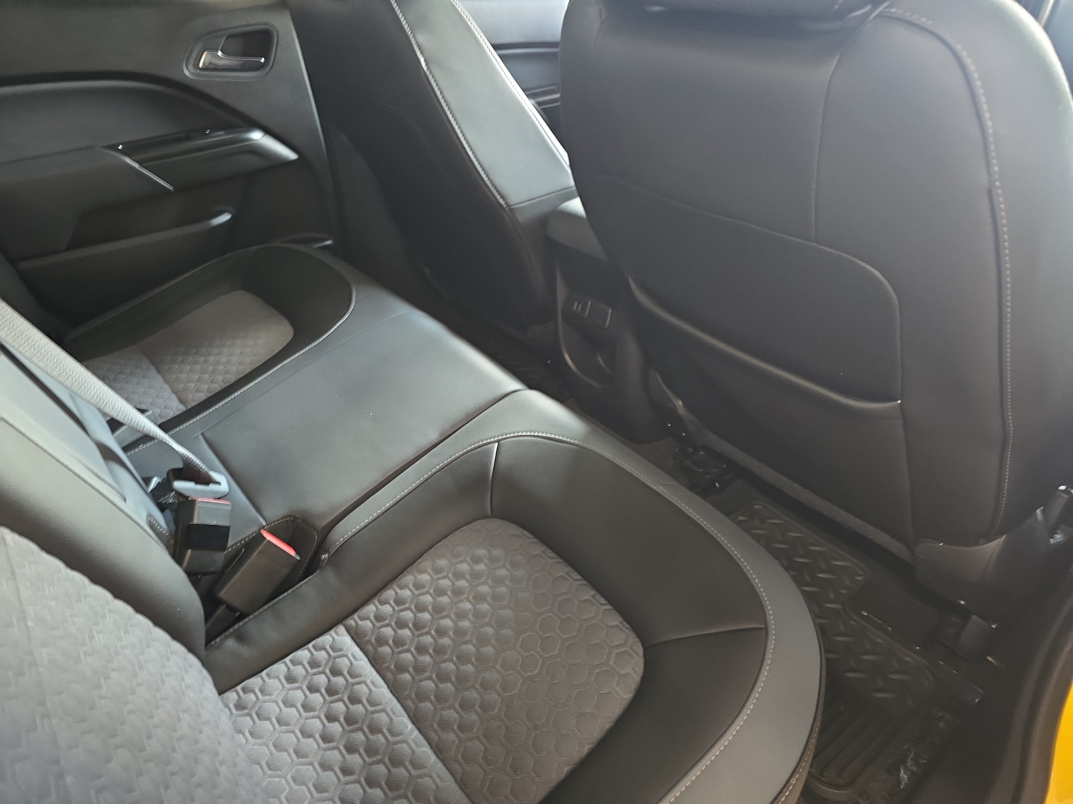 Used 2015 Chevrolet Colorado Z71 RWD image 10