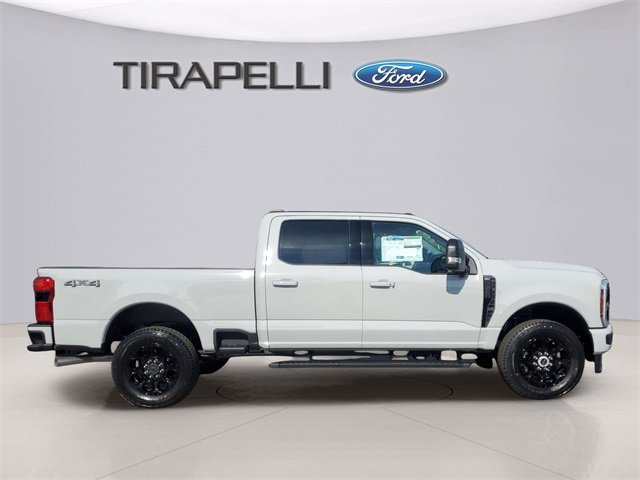 New 2026 Ford F250 4x4 Crew Cab Super Duty image 4