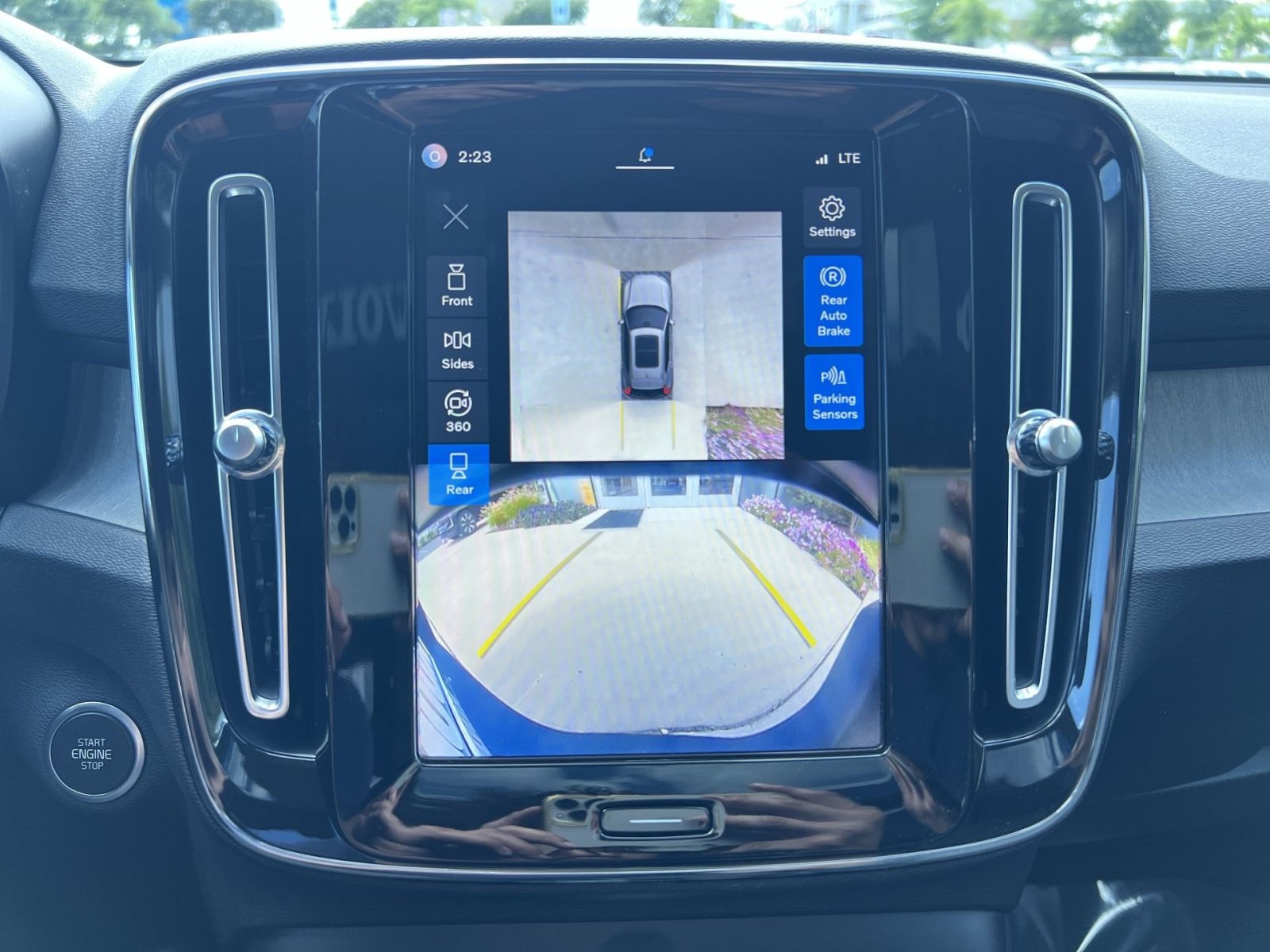 Used 2024 Volvo XC40 B5 Ultimate w/ Protection Package Premier AWD/4WD image 19