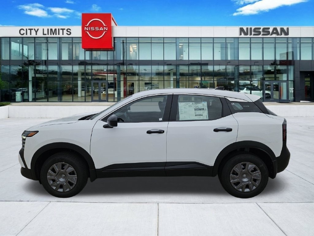 New 2026 Nissan Kicks S w/ Charging Package FWD image 4