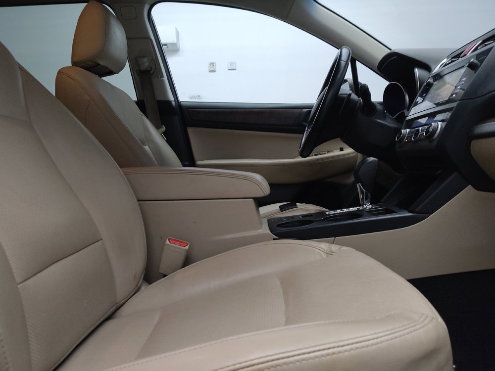 Used 2016 Subaru Outback 2.5i Limited AWD/4WD image 21
