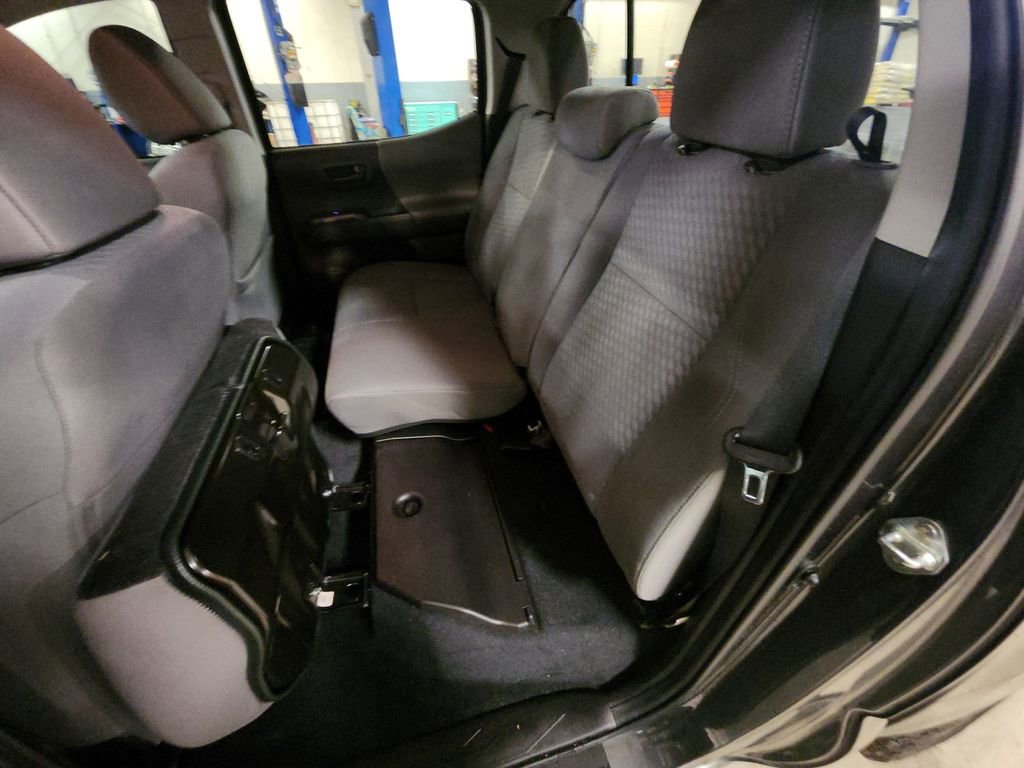 Used 2023 Toyota Tacoma SR AWD/4WD image 34