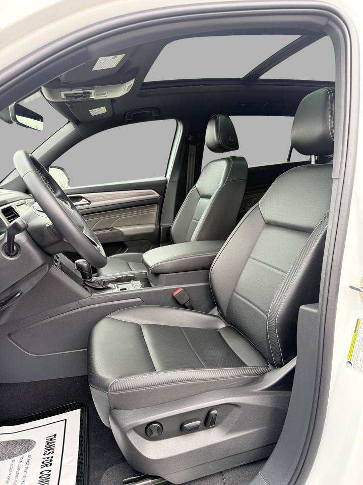 Used 2023 Volkswagen Atlas Cross Sport SE w/ Panoramic Sunroof Package FWD image 29