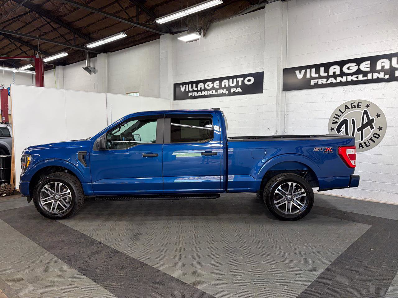 Used 2023 Ford F150 XL w/ STX Appearance Package AWD/4WD image 8