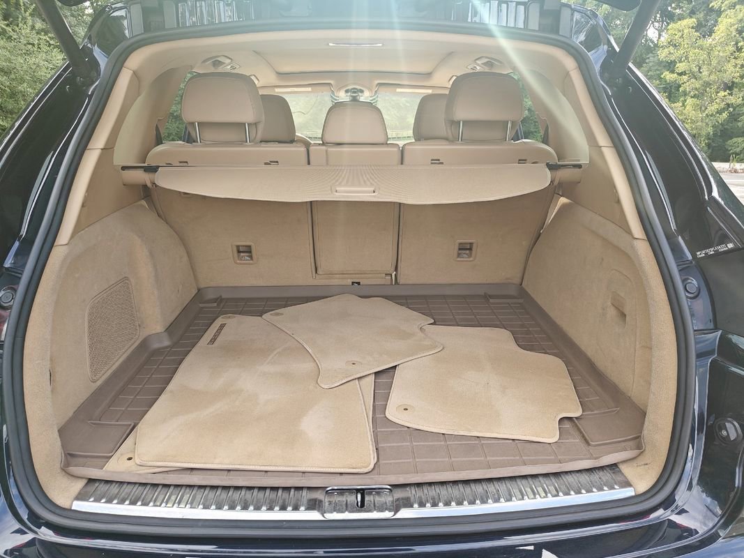 Used 2015 Porsche Cayenne Diesel w/ Premium Package image 22