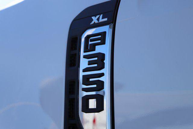 New 2026 Ford F350 XL AWD/4WD image 3