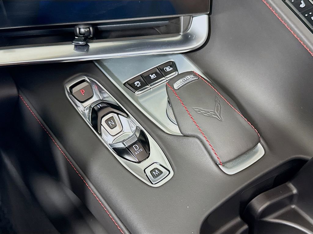 Used 2021 Chevrolet Corvette Stingray Premium Conv w/ Battery Protection Package image 17