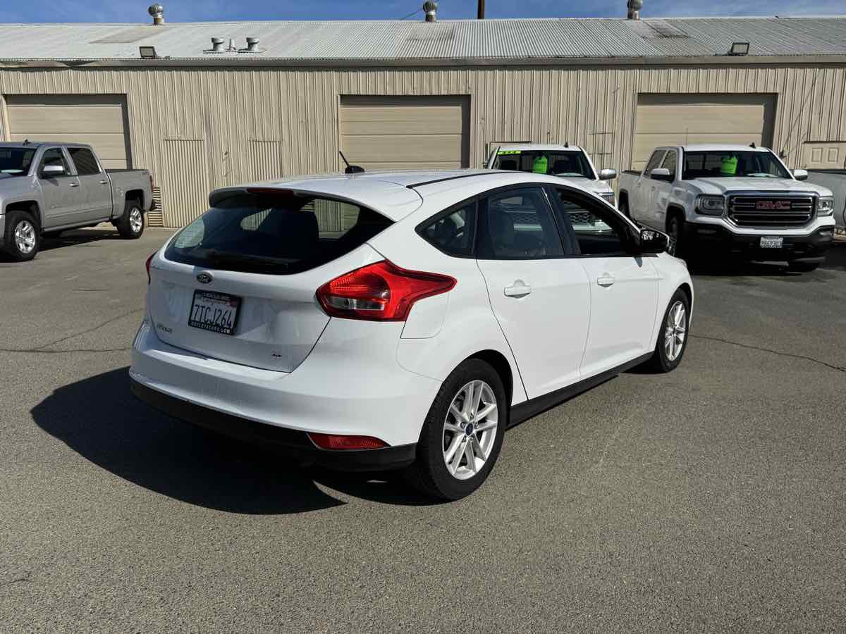 Used 2016 Ford Focus SE FWD image 10