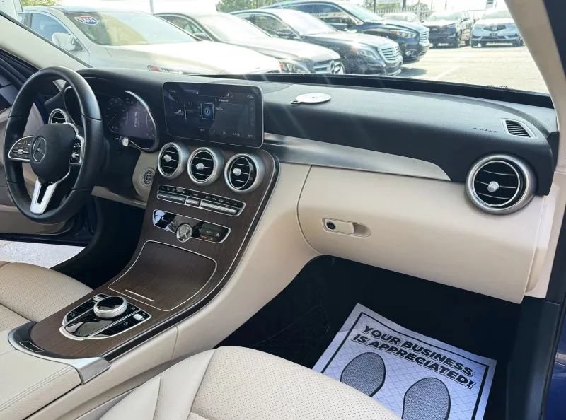 Used 2021 Mercedes-Benz C 300 Sedan image 40