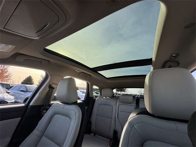 New 2026 Lincoln Corsair Premiere image 31