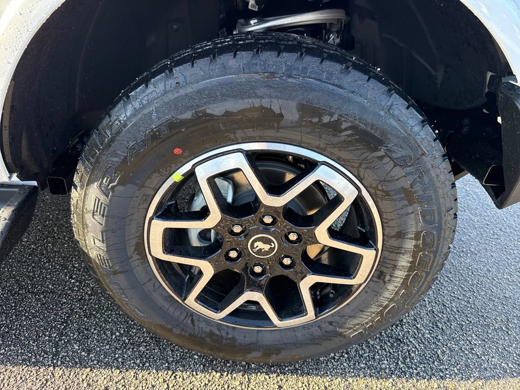New 2026 Ford Bronco Outer Banks AWD/4WD image 11