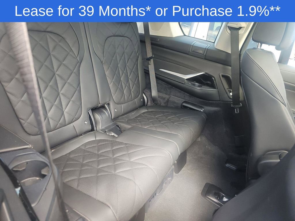 Used 2026 BMW X7 xDrive40i image 15