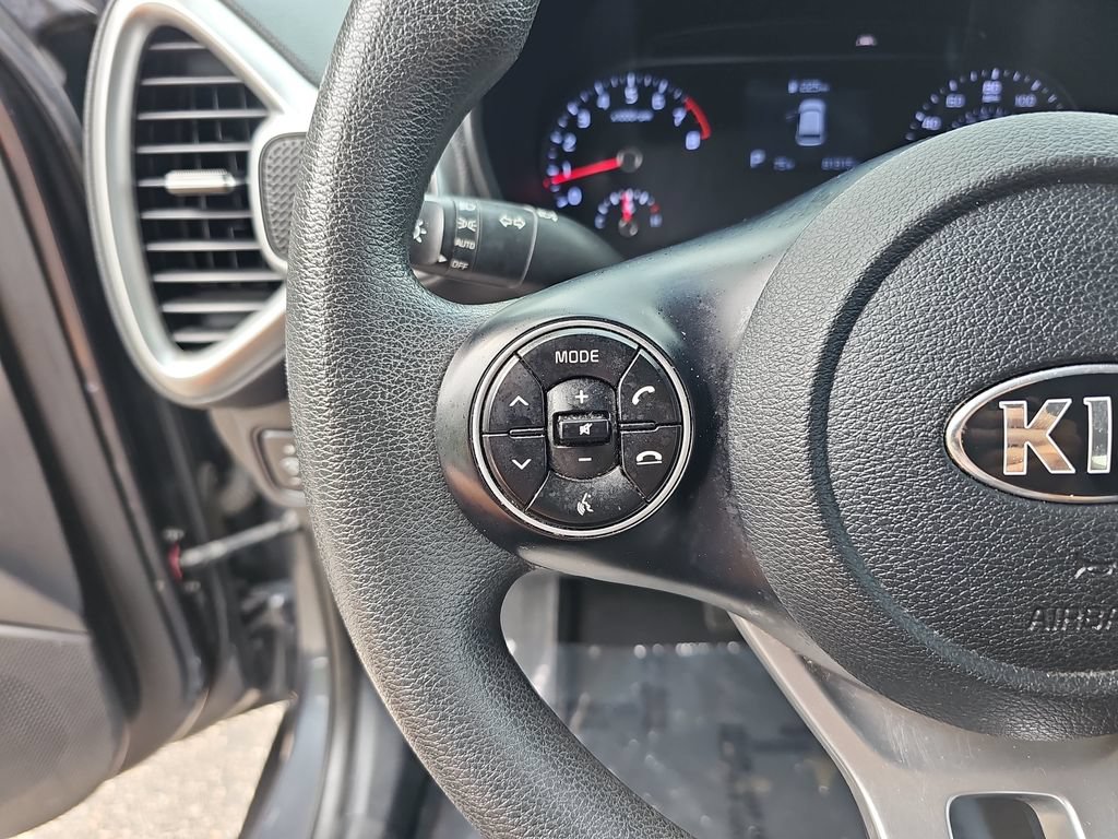 Used 2021 Kia Soul S FWD image 16