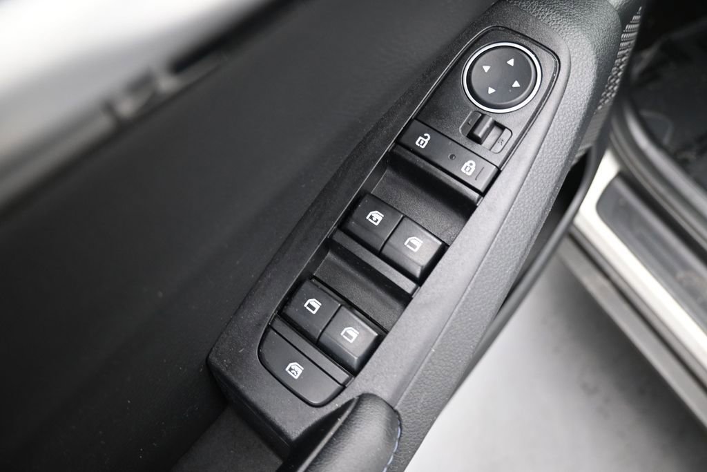 Used 2022 Kia Seltos S AWD/4WD image 13