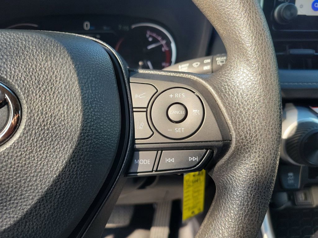 Used 2025 Toyota RAV4 LE image 26