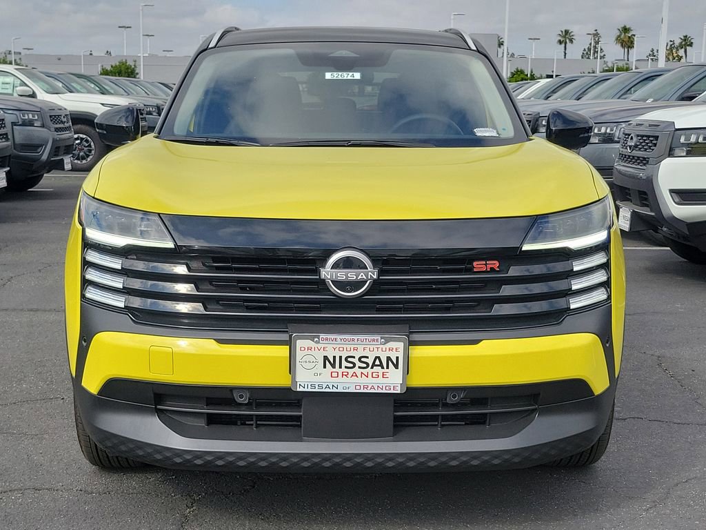 New 2025 Nissan Kicks SR image 18