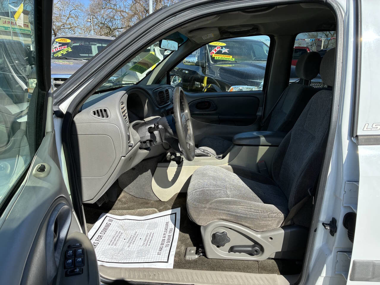 Used 2004 Chevrolet TrailBlazer LS w/ LS Preferred Equipment Group image 3