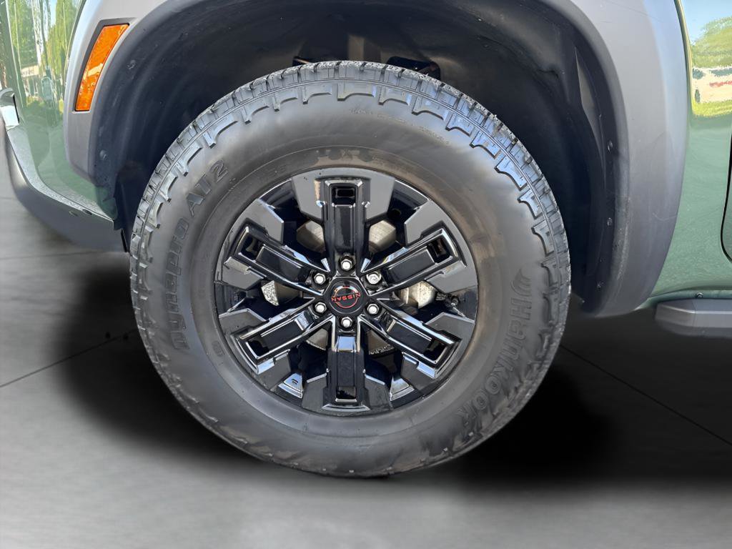 Used 2023 Nissan Frontier PRO-4X w/ Pro Convenience Package AWD/4WD image 5
