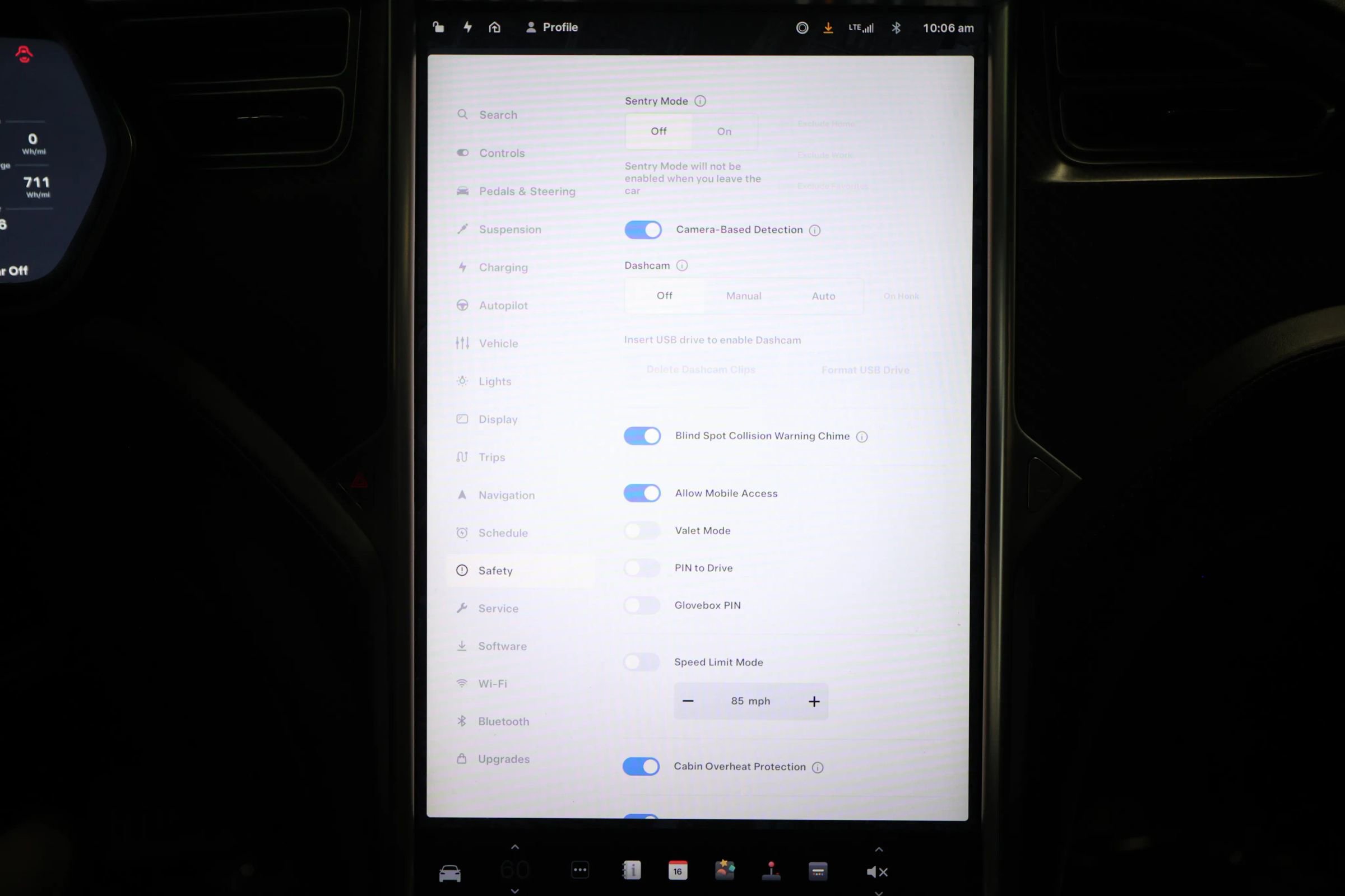 Used 2018 Tesla Model X 75D image 68