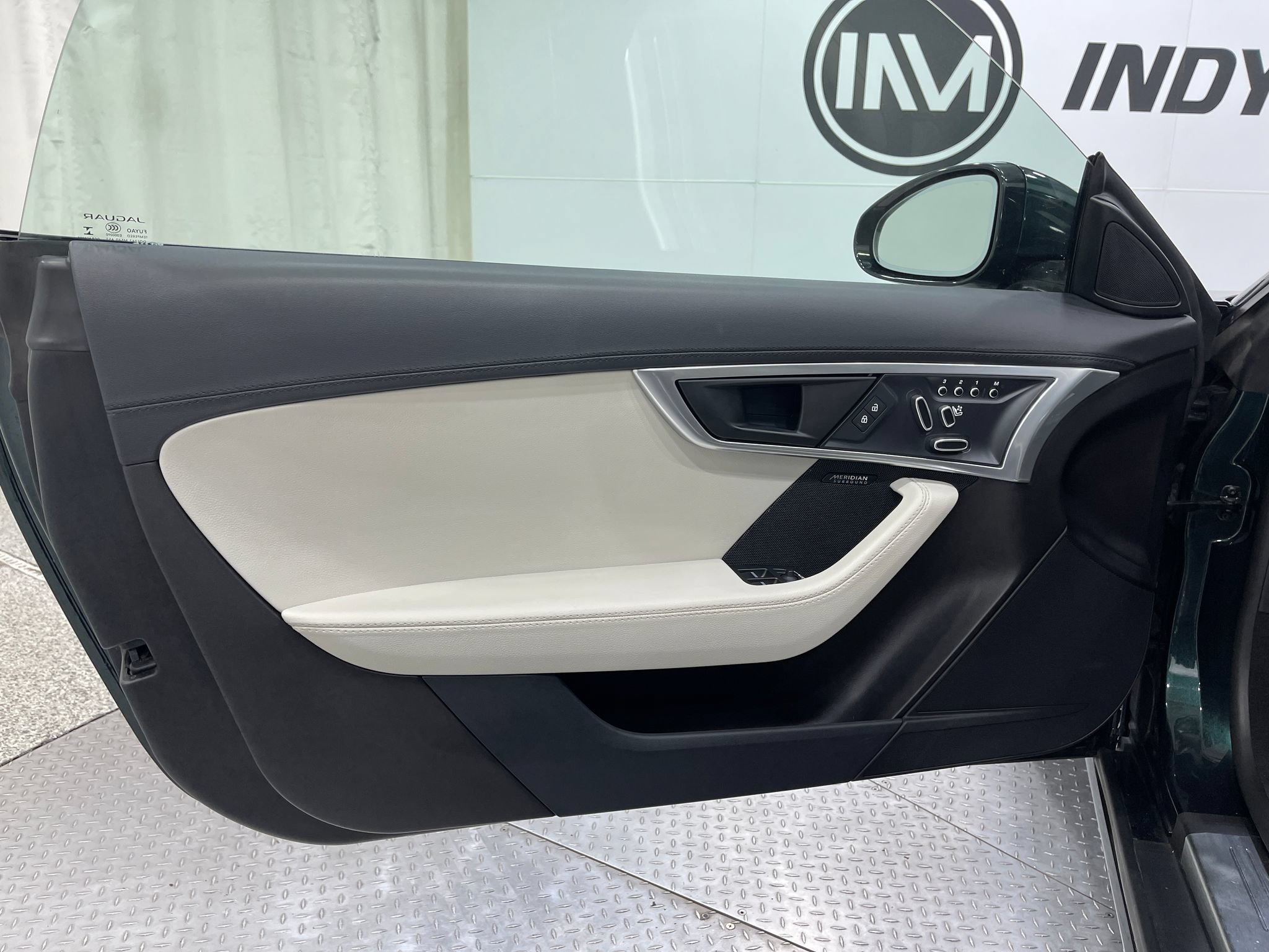 Used 2021 Jaguar F-TYPE Convertible RWD image 14