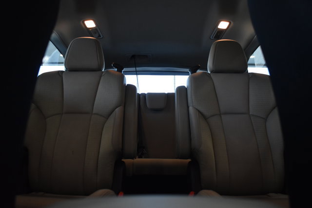 Used 2024 Subaru Ascent Premium w/ Convenience Package image 29
