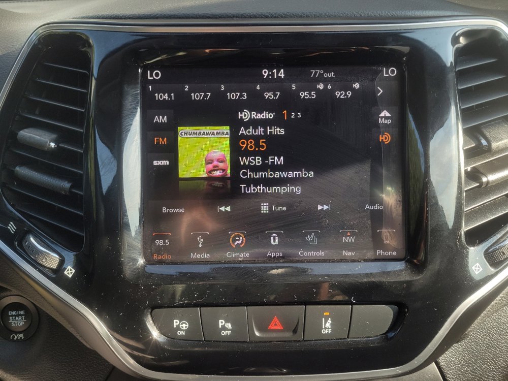 Used 2019 Jeep Cherokee Limited w/ Technology Group AWD/4WD image 25